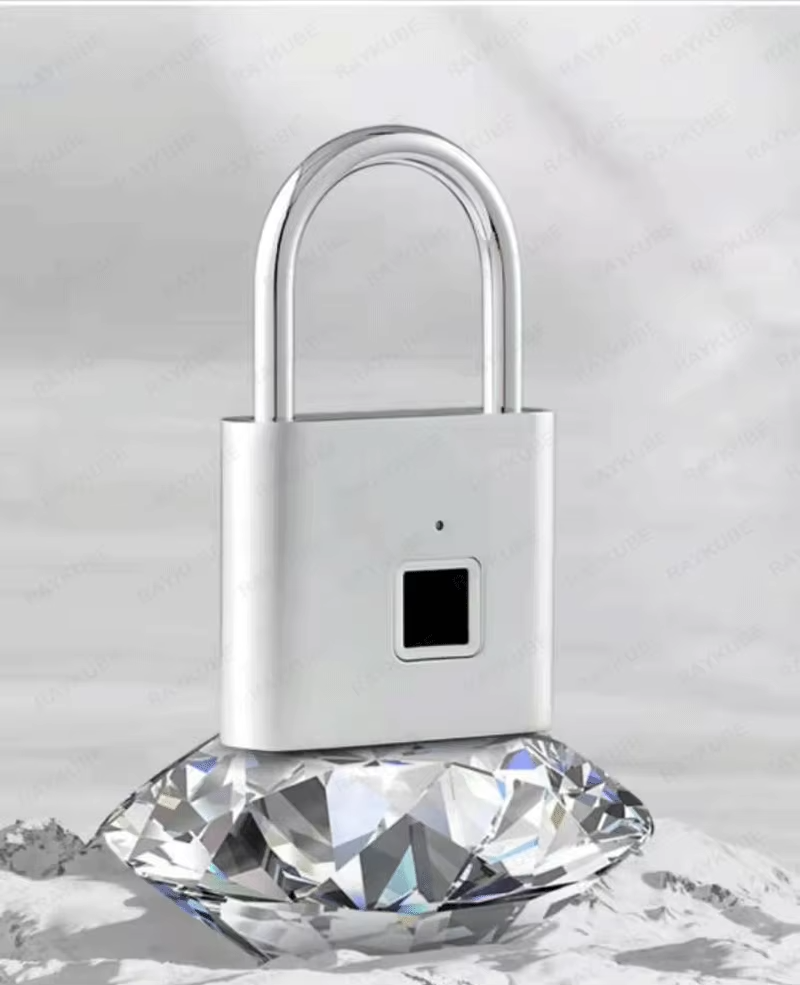 Akıllı Parmak İzi Asma Kilit — Güvenliğin Yeni Yüzü